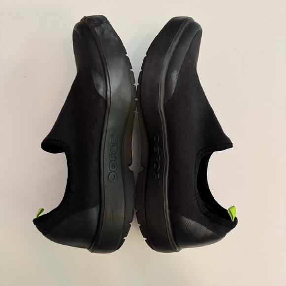 OOFOS Shoes Women W6 37EU Black OOMG eeZee Low Slip On Recovery Sneakers - Picture 8 of 13
